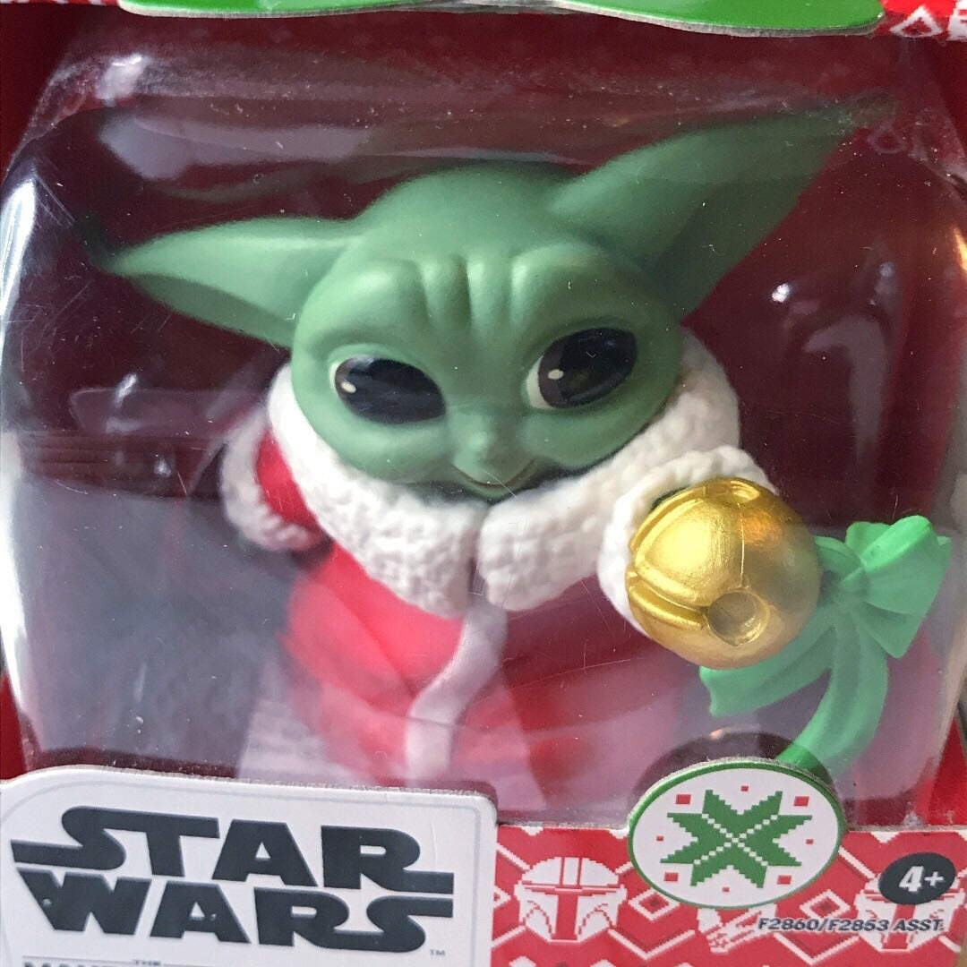 The Mandalorian the Child Christmas Set of 2 Figurines closeup front of package displaying figurine