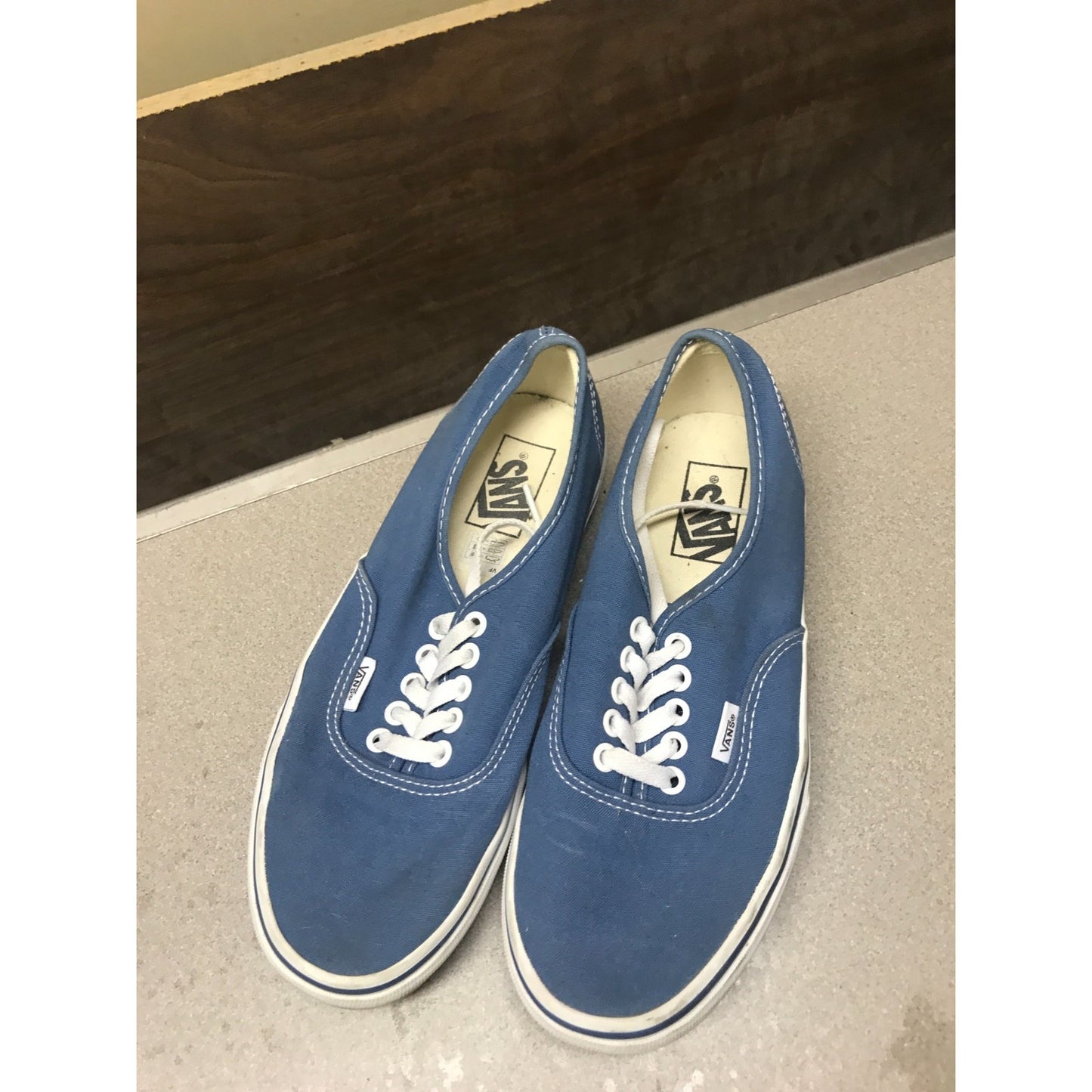 Vans Classic Low Top Light Blue Canvas Shoe, US Men 7, US Woman 8.5, Lightly Used, 721356 top view