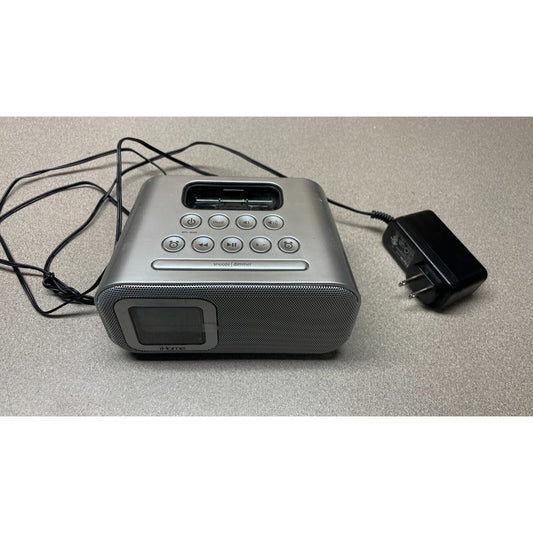 iHome iH22 Music Player, Battery and Plug In. 30pin connector top and front view with power cord
