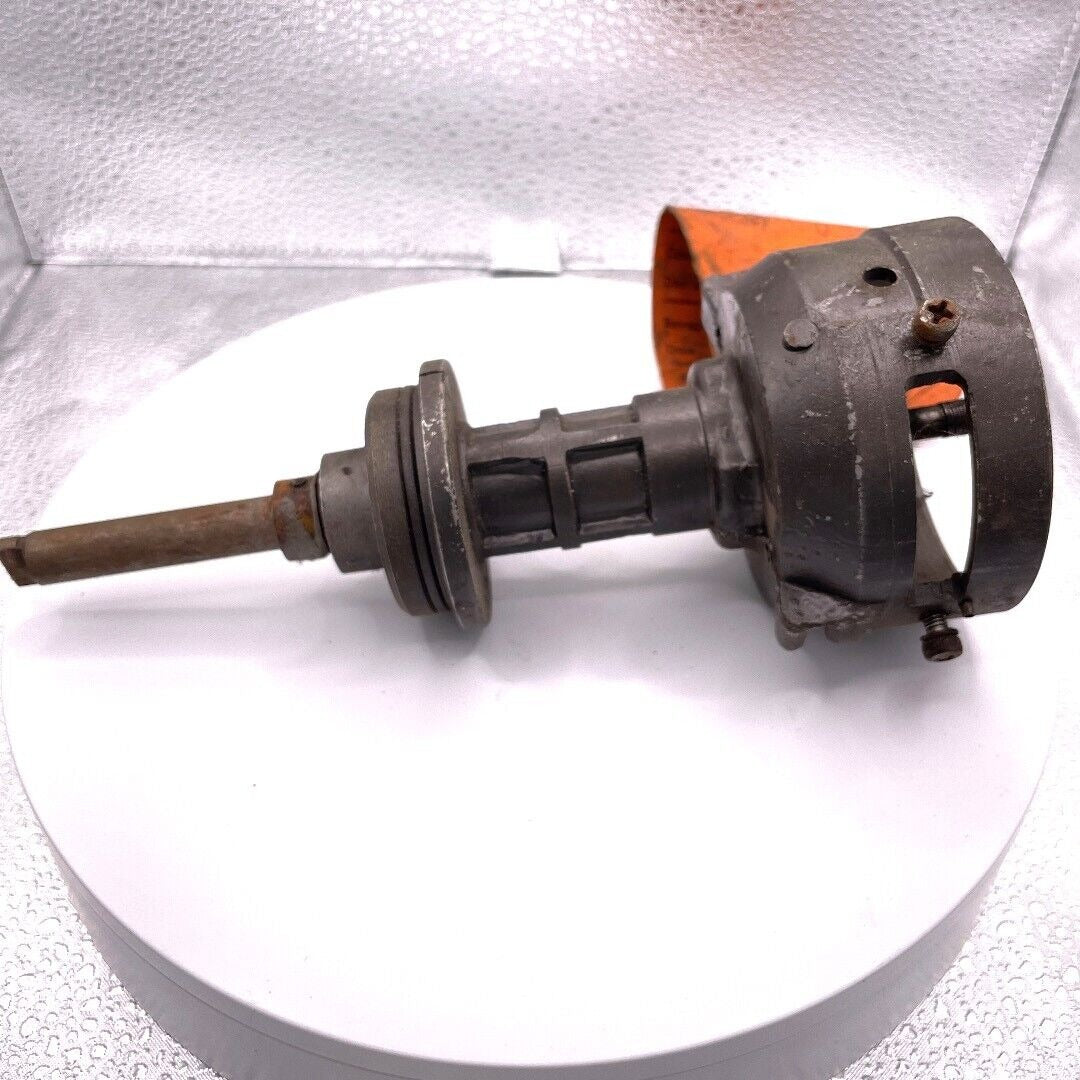 Distributor Housing-Shaft 2875032