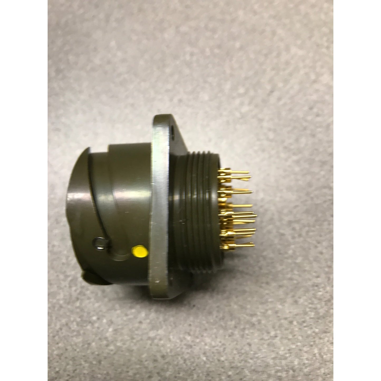 R32MWR-24AC-16S-PCB R3 0616 Military Plug Male to Female 16 Position side view