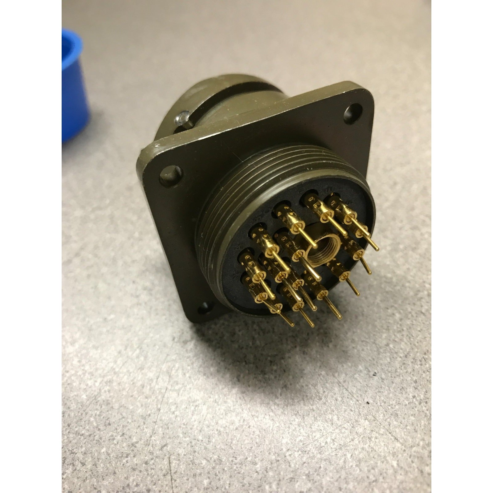 R32MWR-24AC-16S-PCB R3 0616 Military Plug Male to Female 16 Position side/pin view