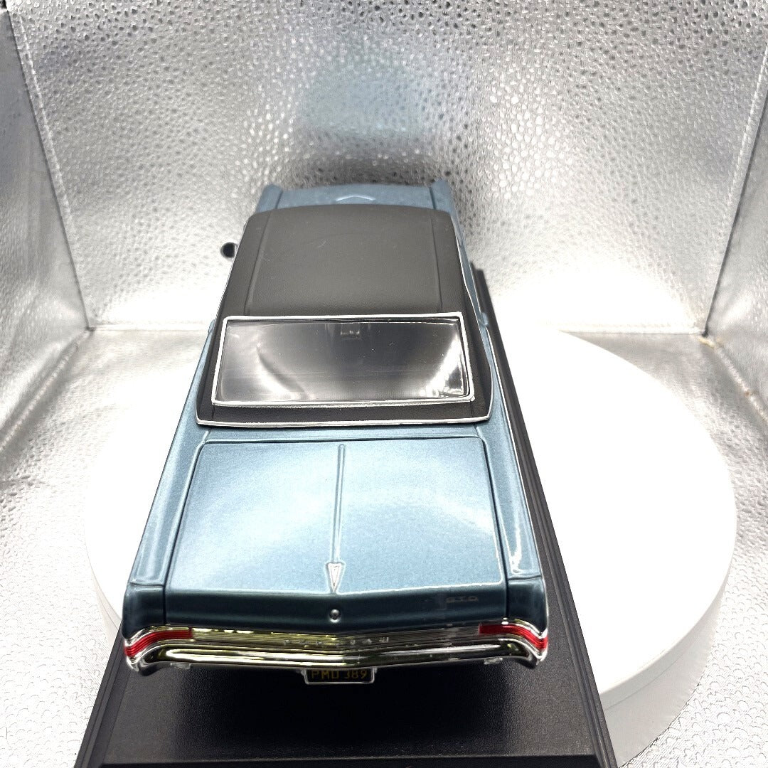 Maisto 1965 Pontiac GTO Blue Die Cast with Base, Scale: 1/18 rear view