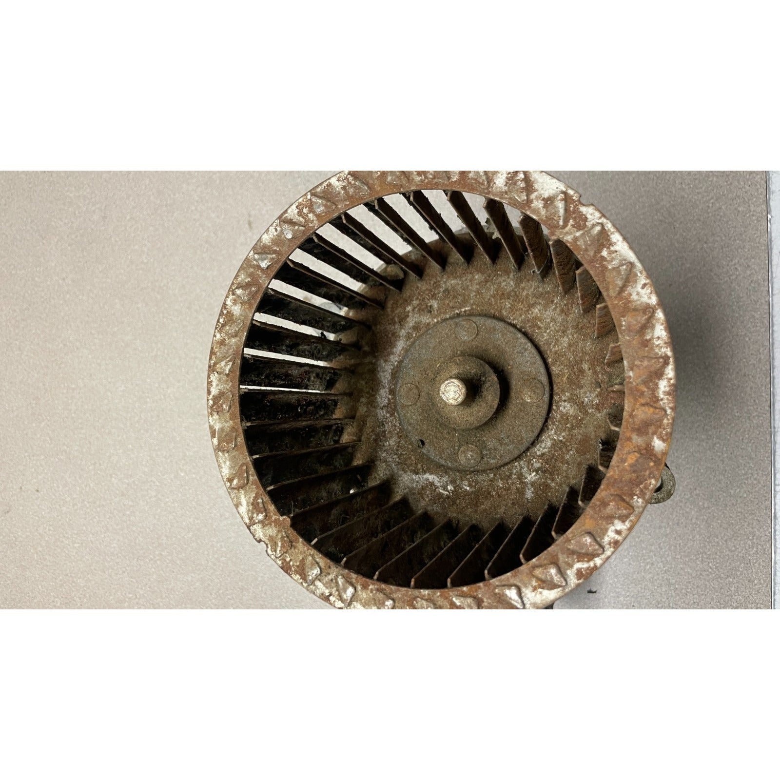Westinghouse Oil Burner Motor 108P141H01A inside view of motor
