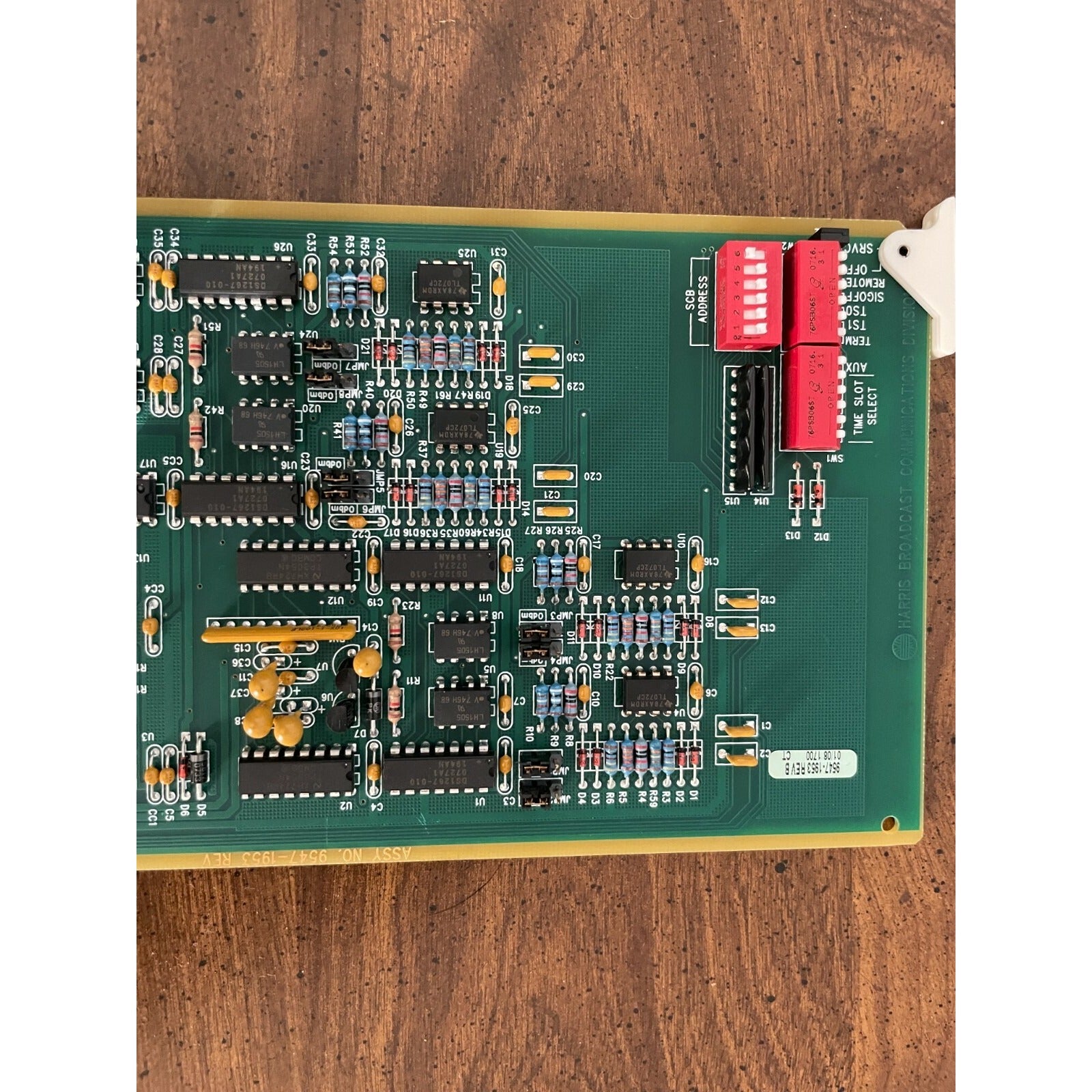 Harris Intraplex Inc Assy # 9547-1953 Rev B front of circuit board closeup showing switches