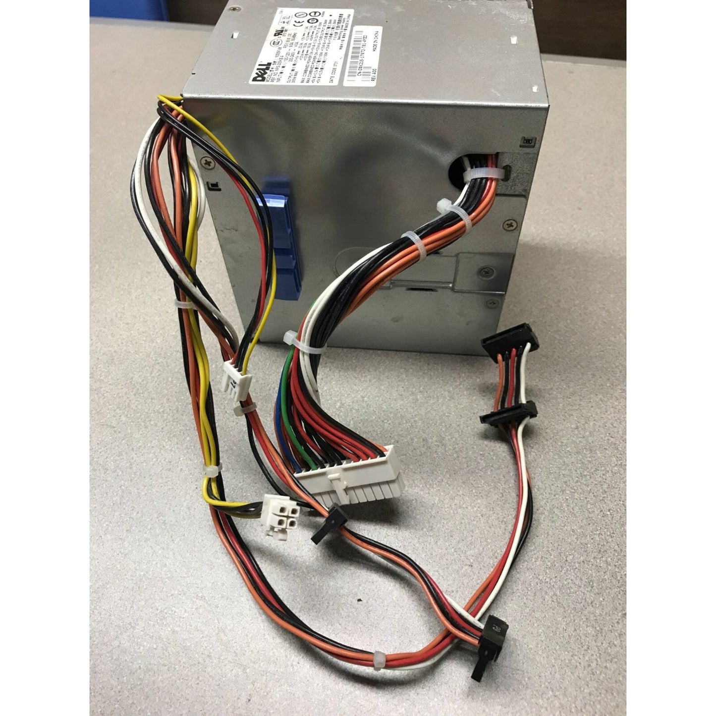 Dell N305P-06 305-Watts 100-127V 200-240V AC 50-60Hz 24-Pin ATX Power Supply for Optiplex 960/760 wiring and connectors