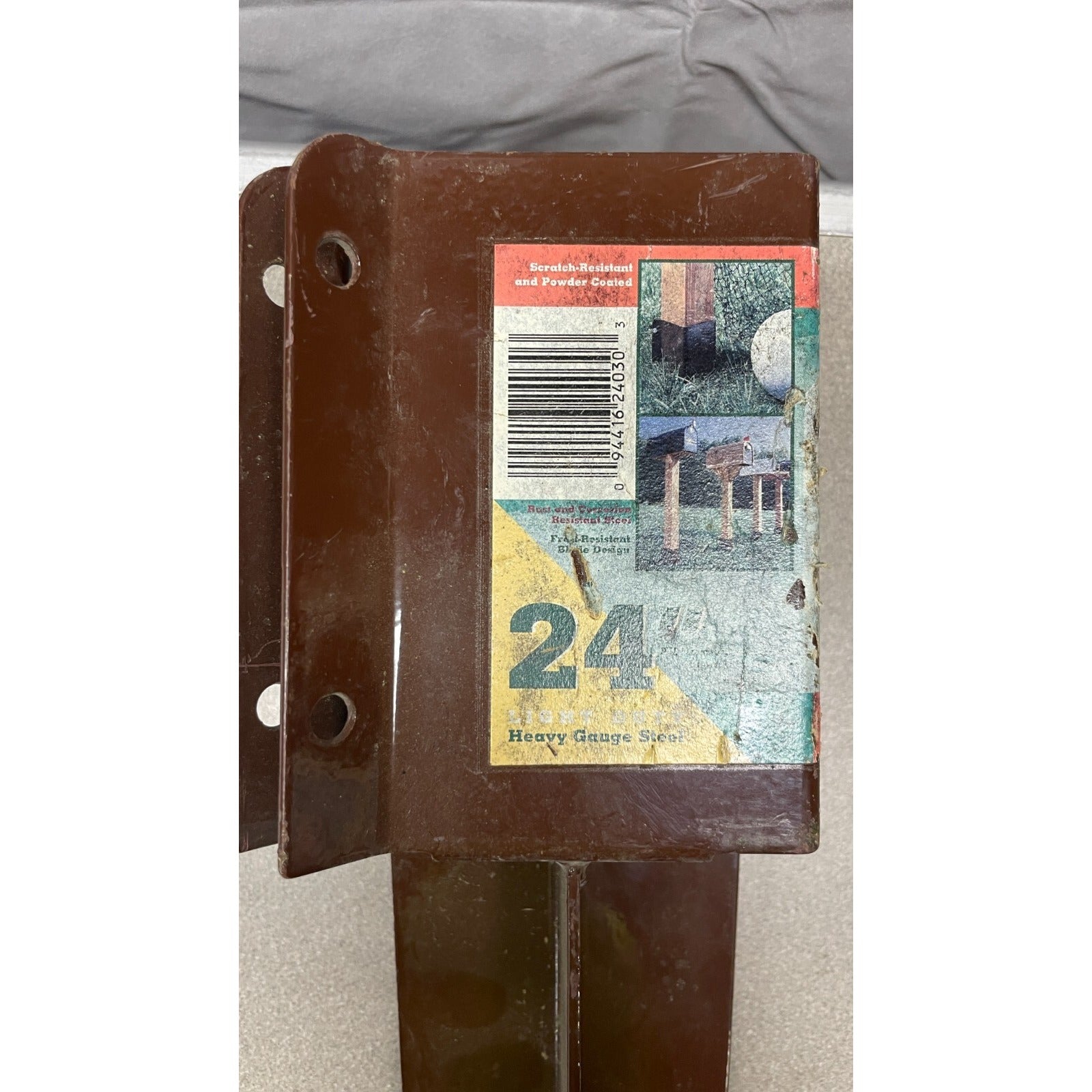 GroundTech Ground Master Heavy Gauge Steel Post System 24" label close up