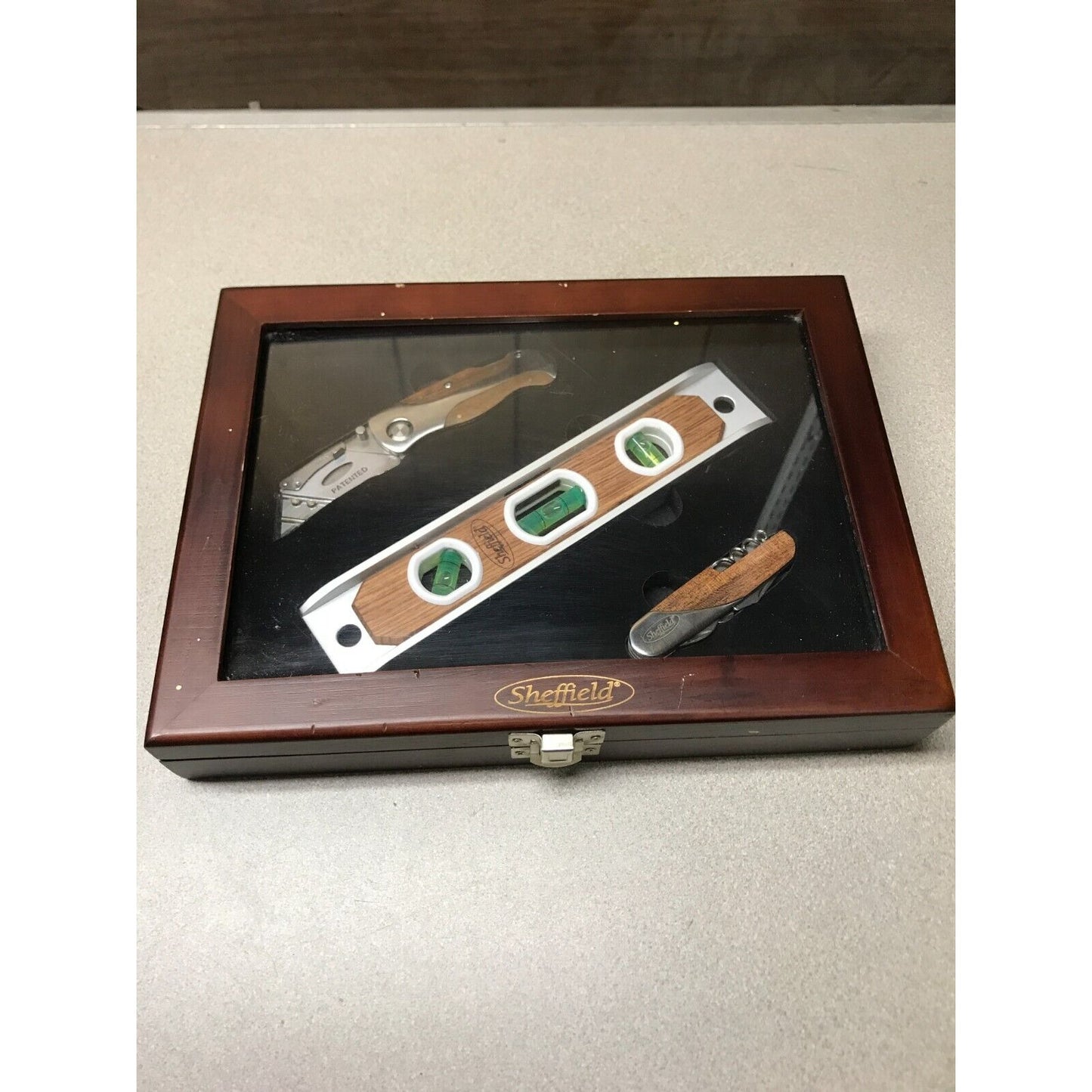 Sheffield Knife and Utility Tool Set in case