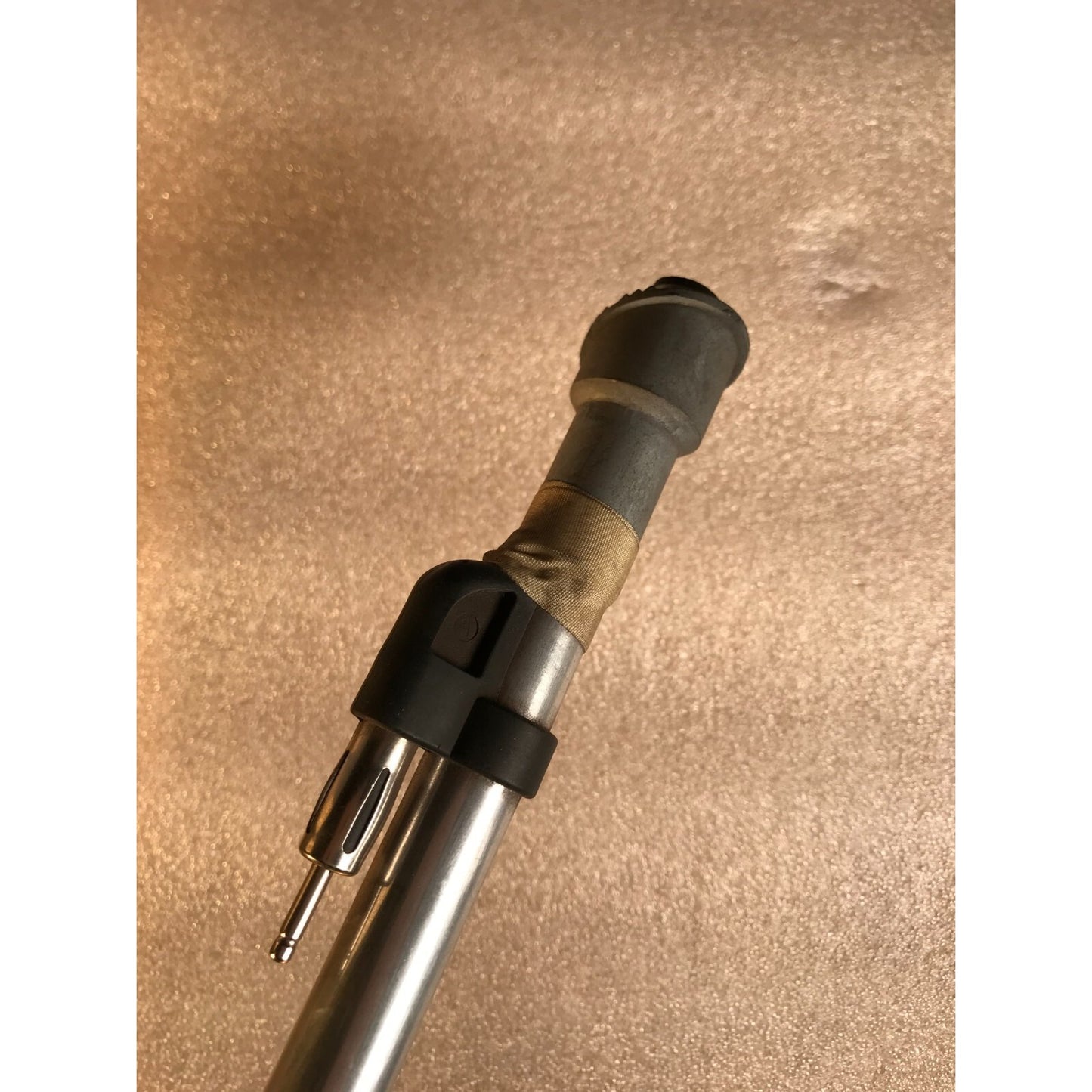 Honda 39179-SD4-A11 Tube Antenna closeup of connector