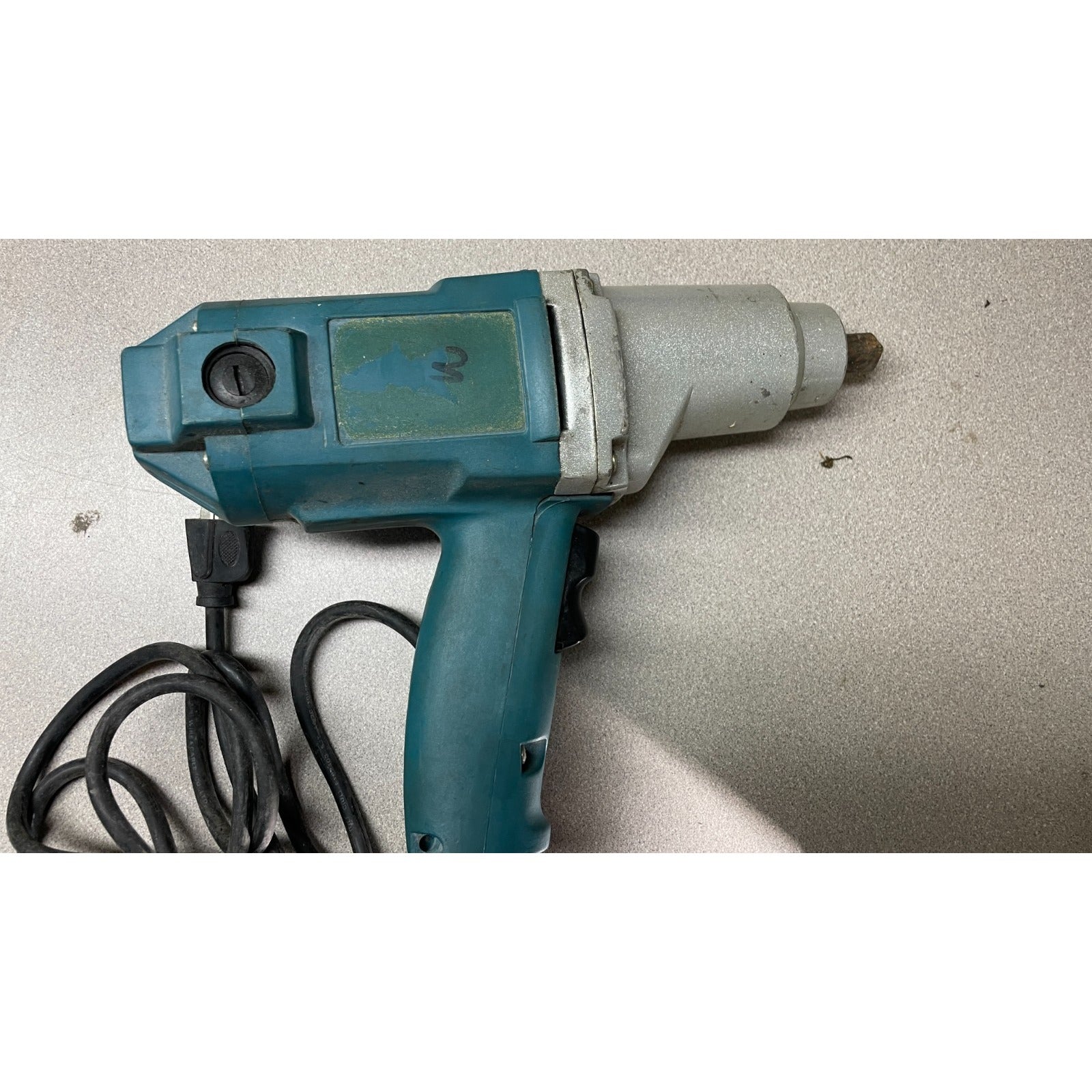 King 1/2" Corded Electric Impact Wrench Kit side view