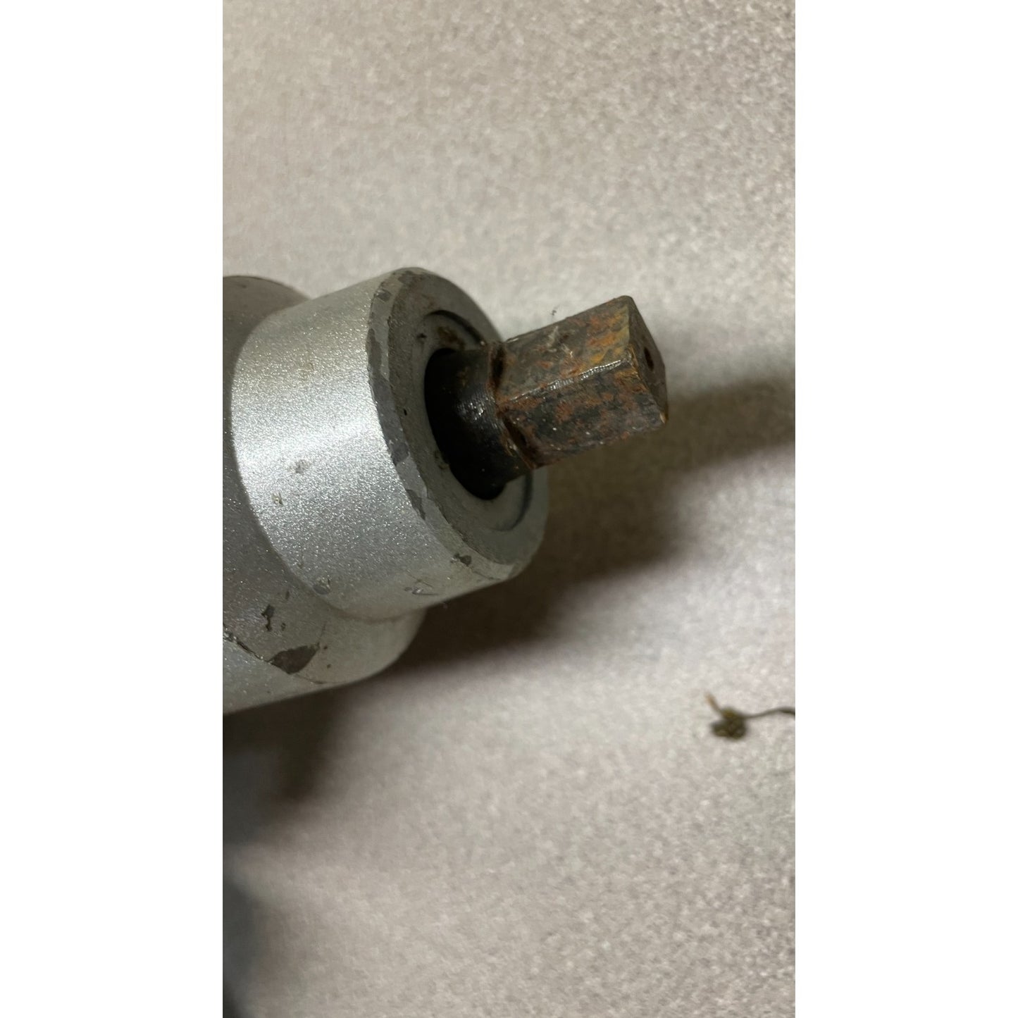 King 1/2" Corded Electric Impact Wrench Kit closeup of bit in chuck