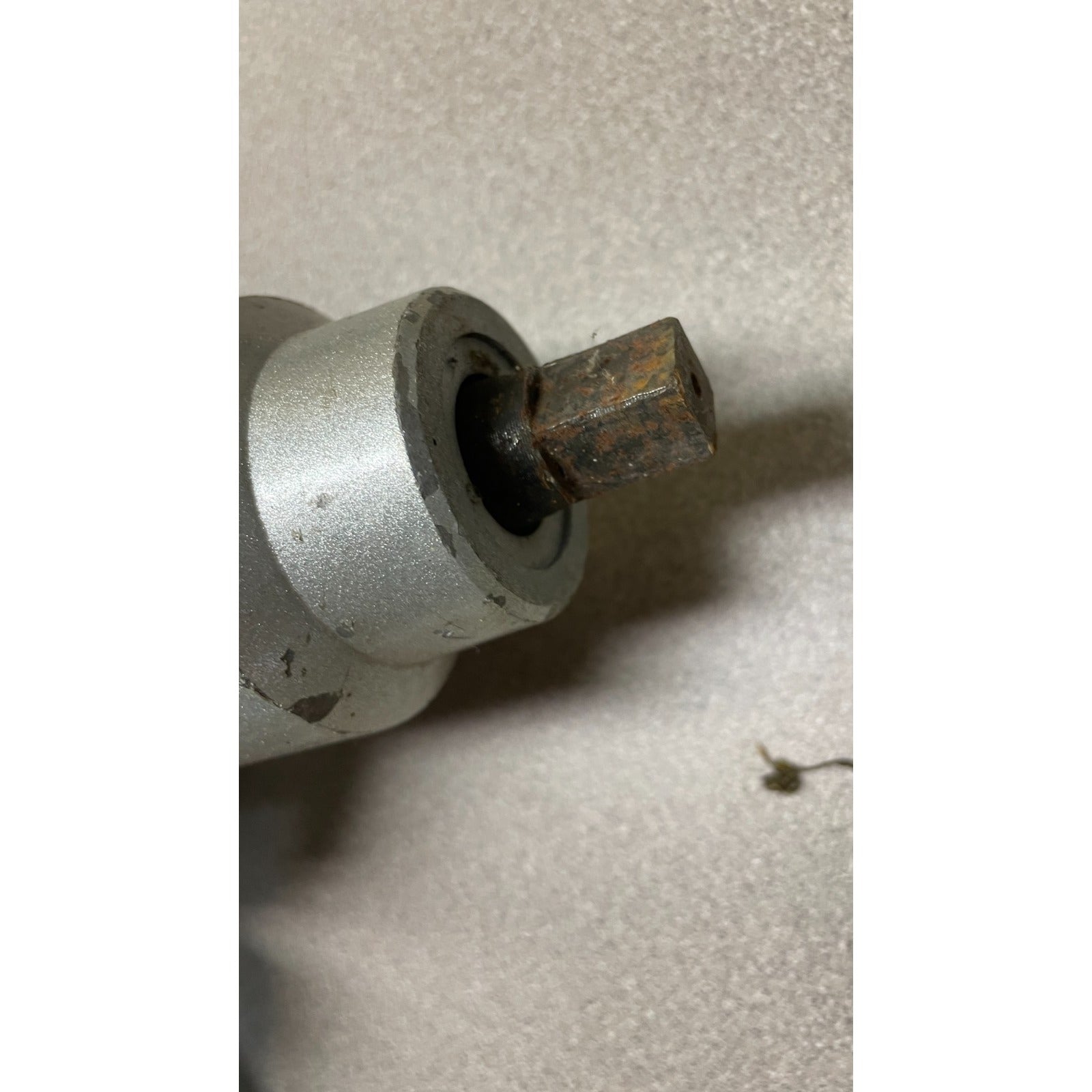King 1/2" Corded Electric Impact Wrench Kit closeup of bit in chuck