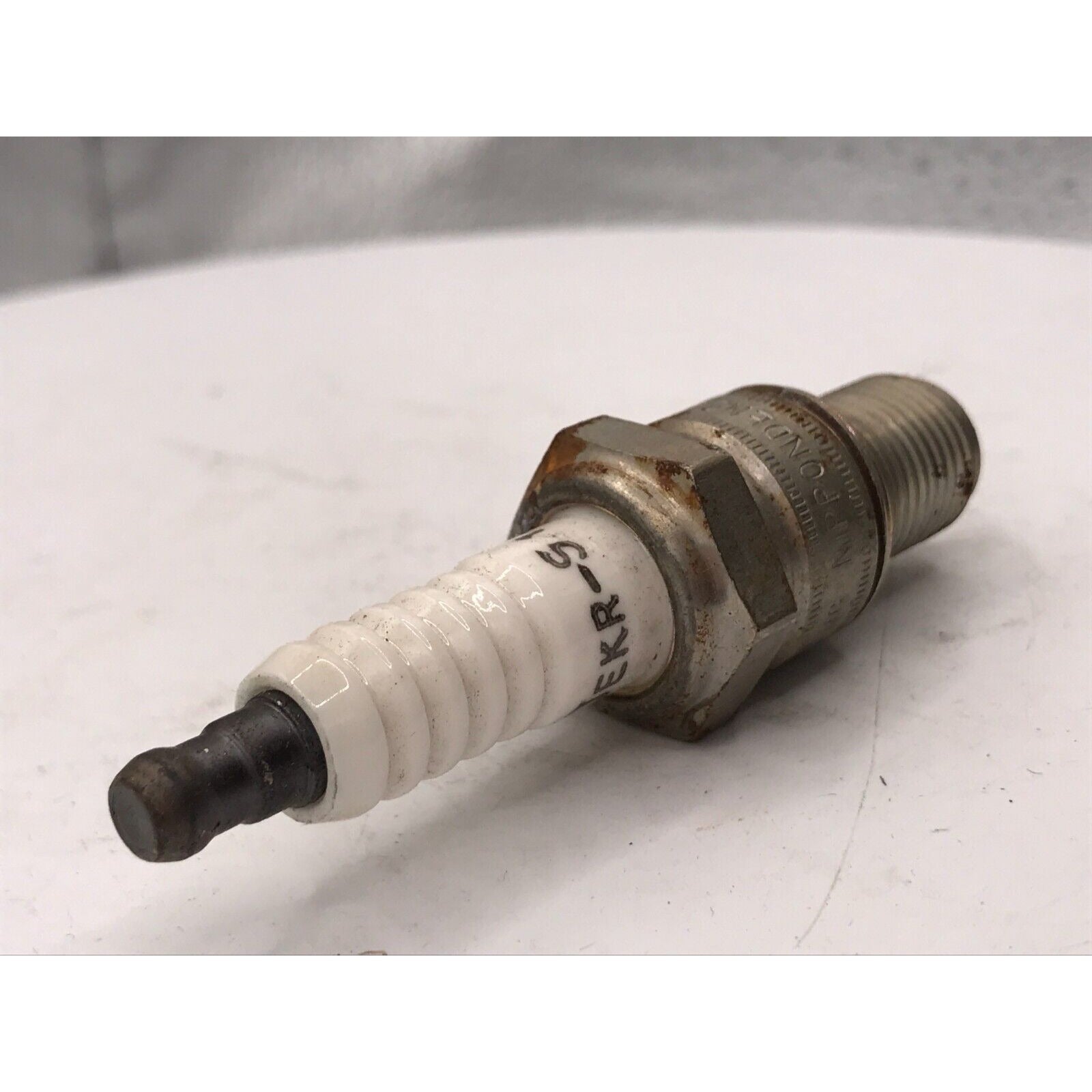 Nippondenso Spark Plug W20EKR-S11