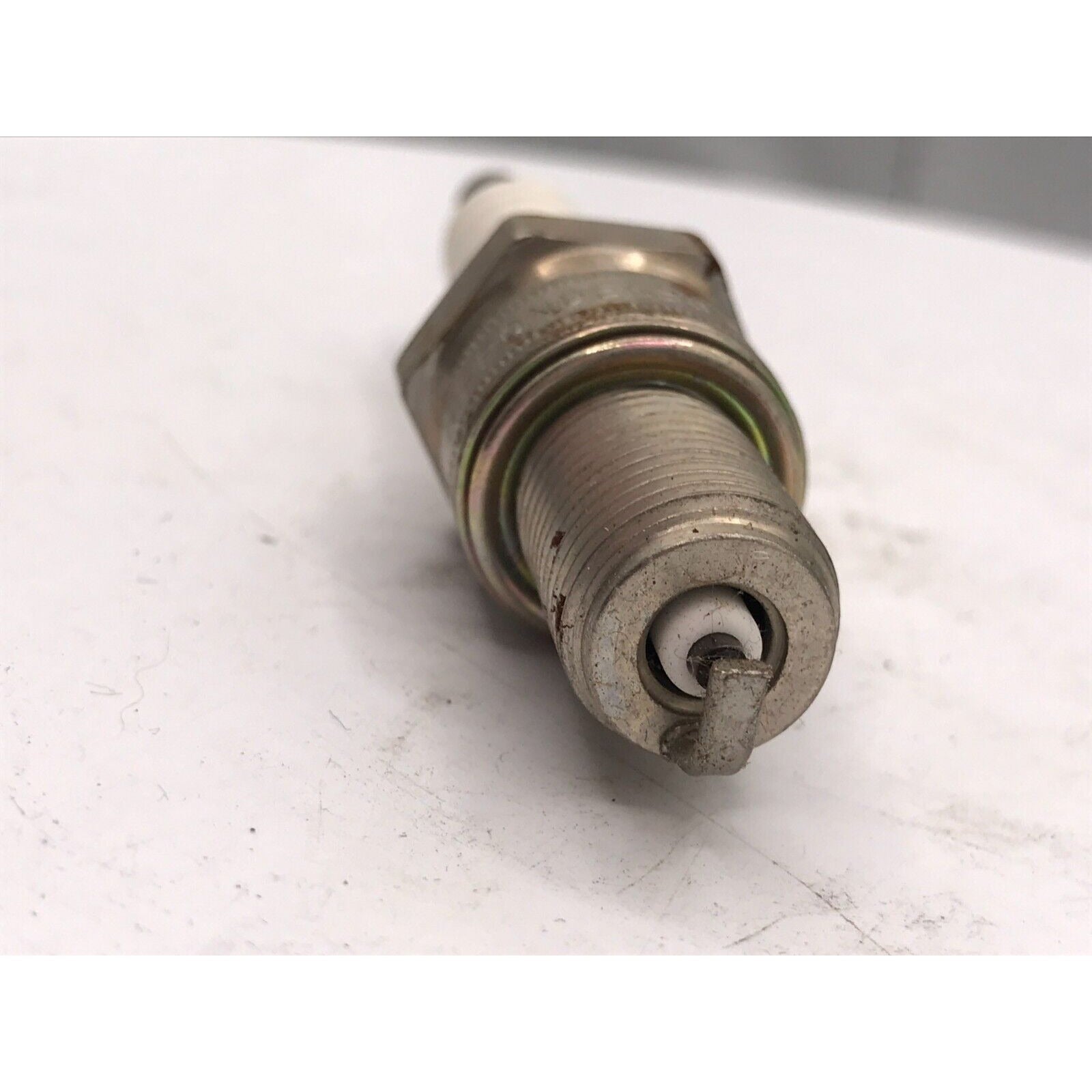 Nippondenso Spark Plug W20EKR-S11