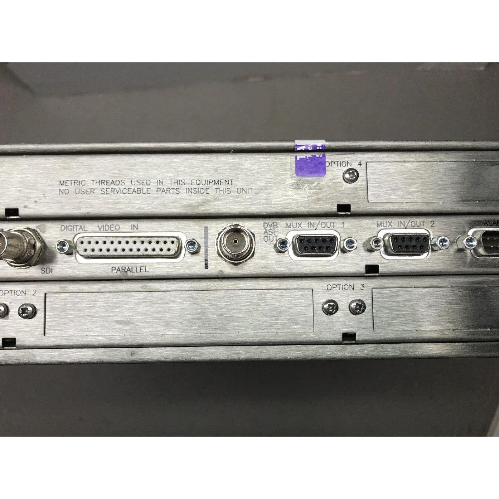 NDS E5210 Encoder center of back panel connections
