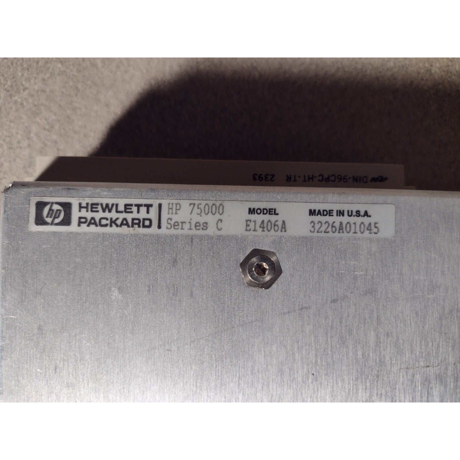 HP Agilent E1406A HP-IB Command Module VXI C-Size unit product label