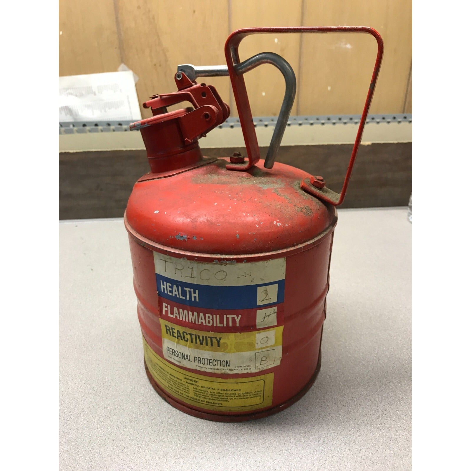 Vintage Gas Can - Justrite 1gal. Safety Can No. H846194 Underwriters Laboratories Inc.
 side view