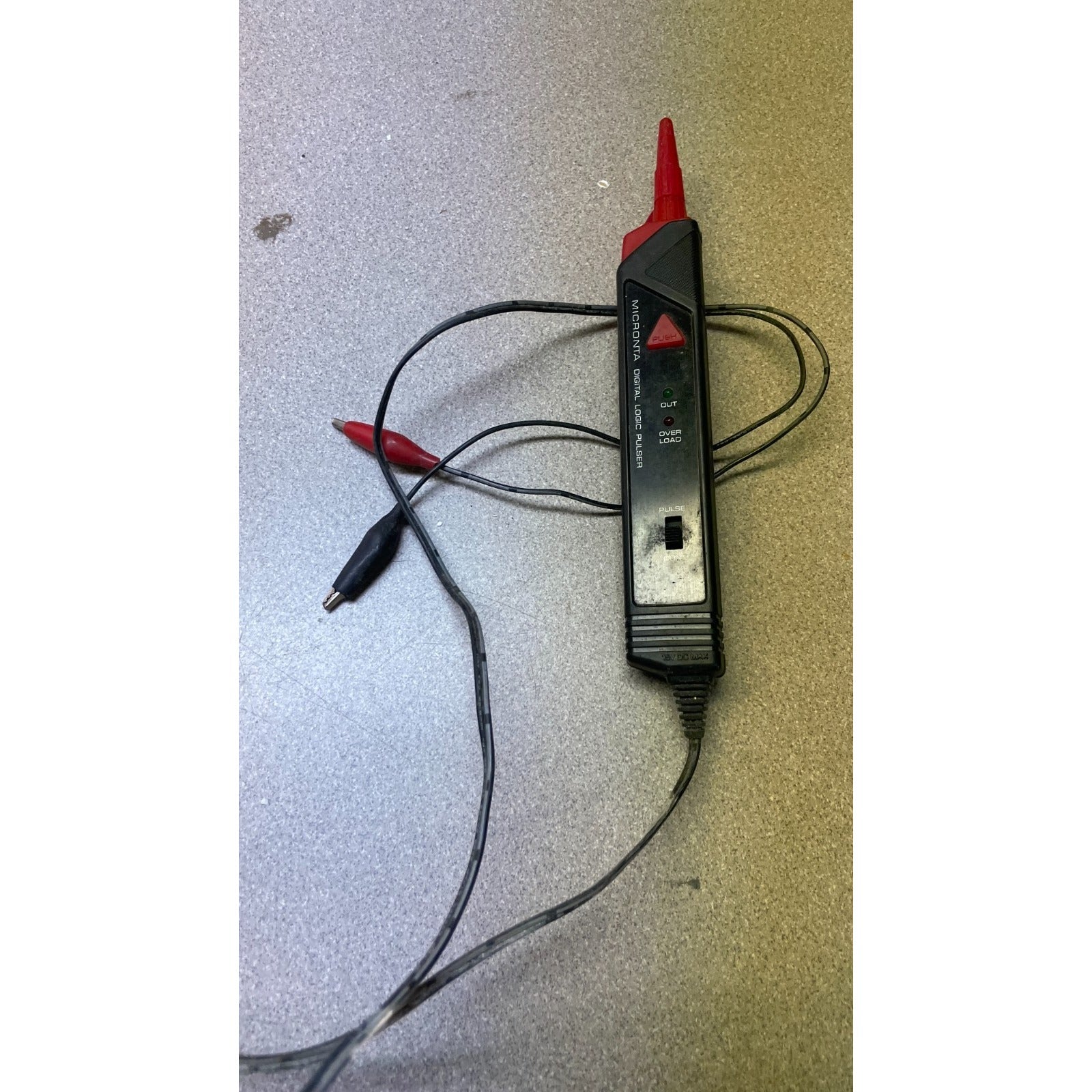 Micronta Digital Logic Pulser 22-304 overhead view with connectors visible