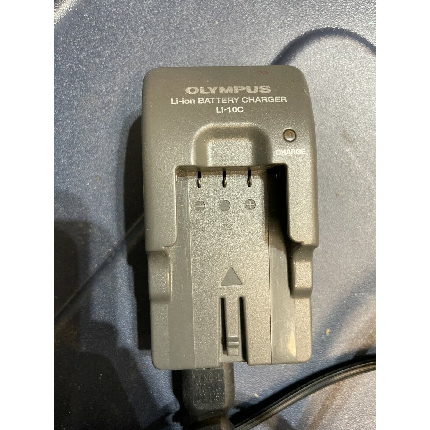 Olympus Li-ion Battery Charger LI-106 With Power Cord