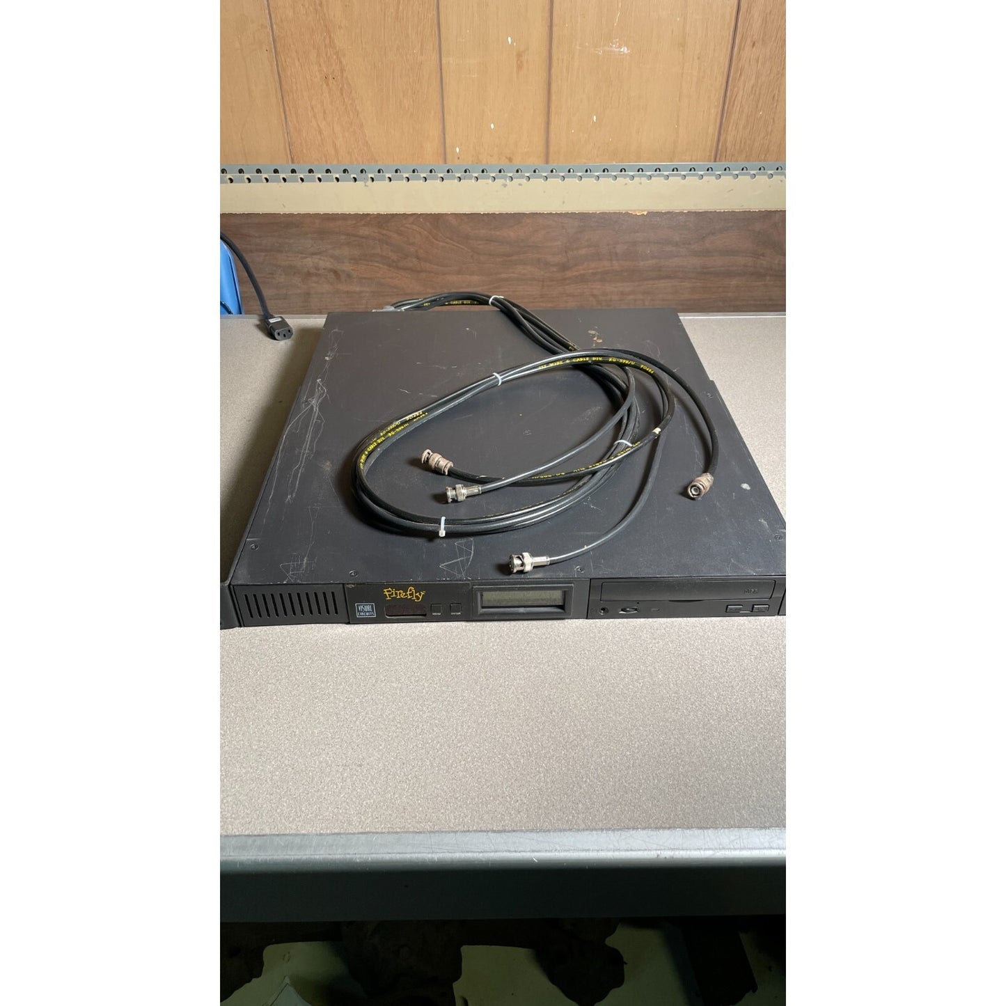 Firefly Video Player Multichannel MPEG-2, with manual top and front view with cables