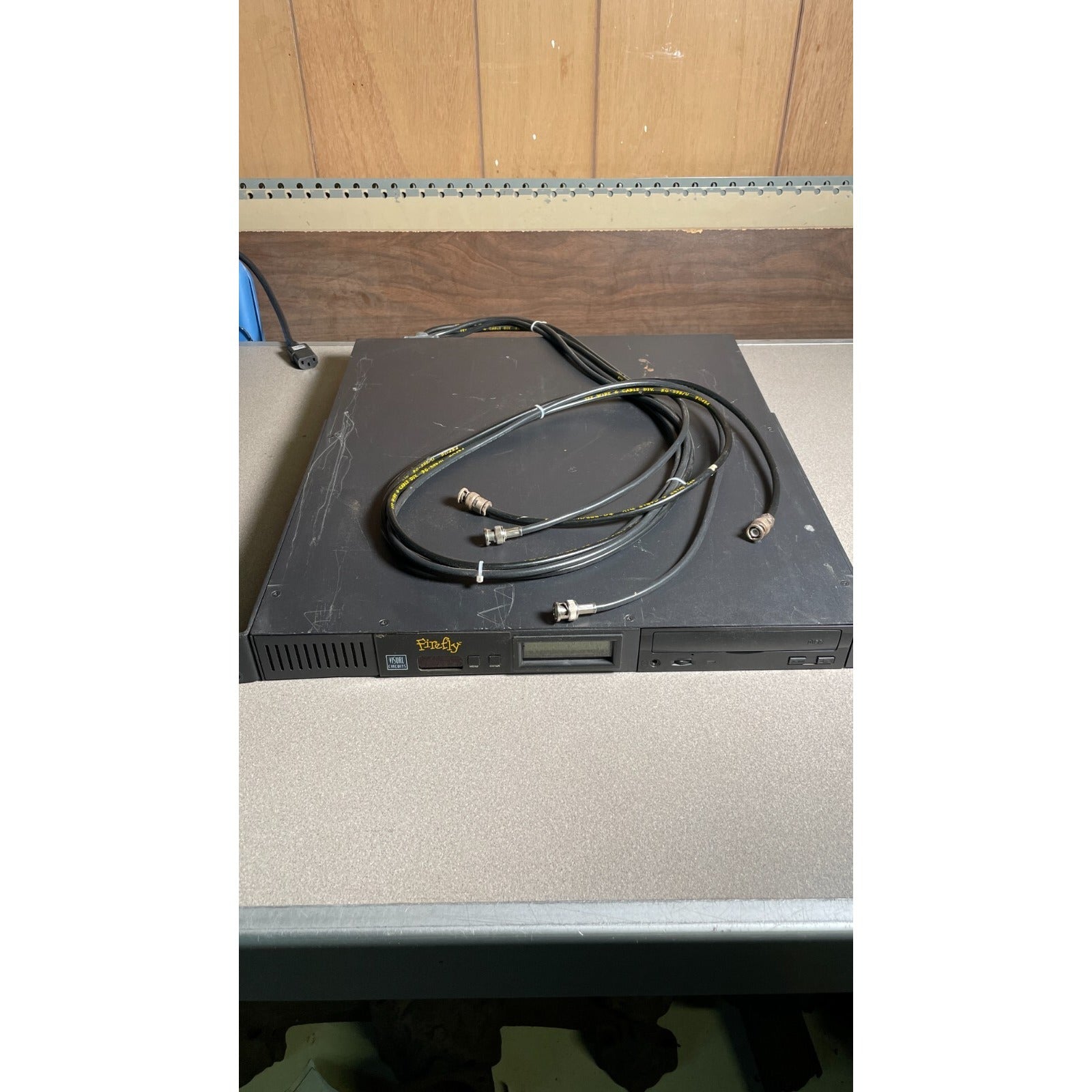 Firefly Video Player Multichannel MPEG-2, with manual top and front view with cables