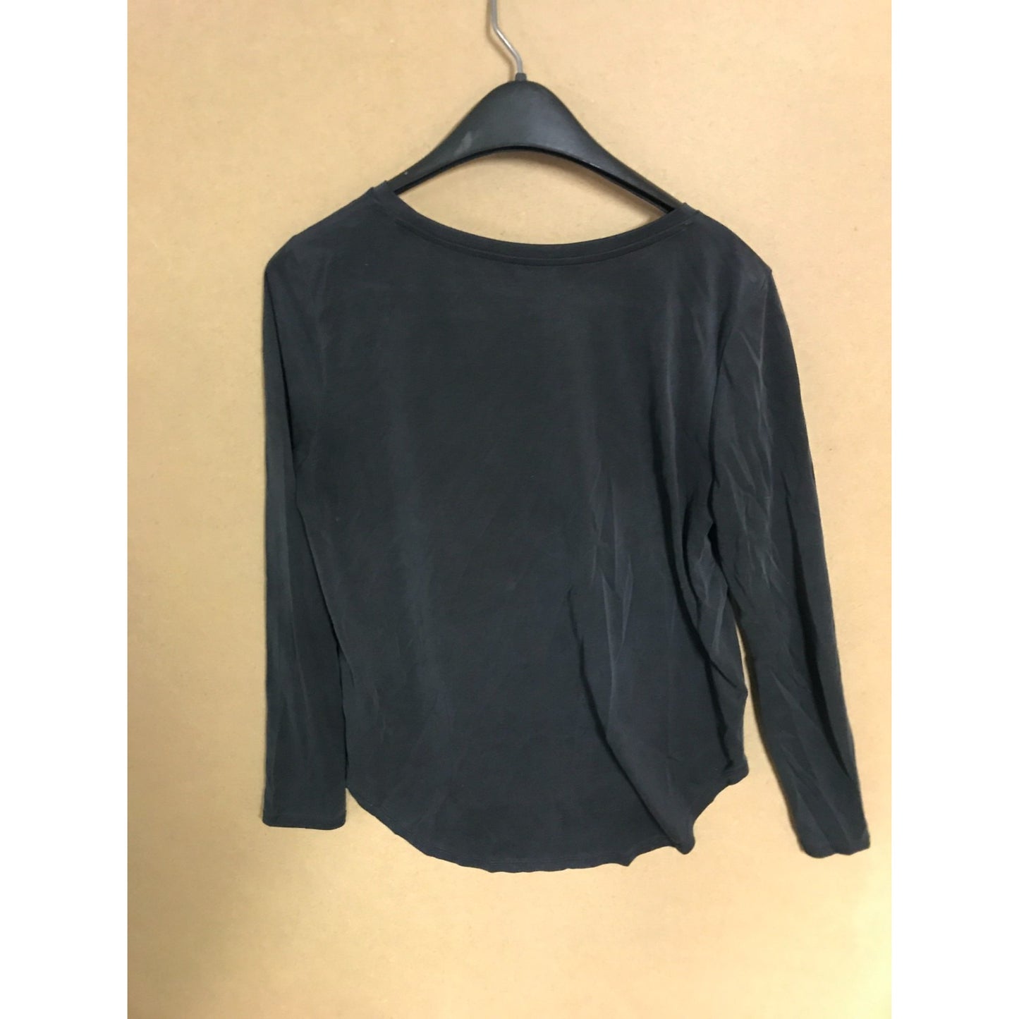 Banana Republic Long-sleeve Black Blouse Lightweight Stretch back of blouse on hanger