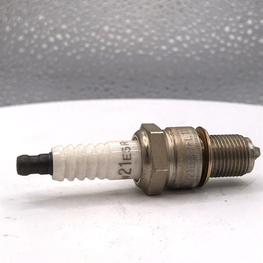 Denso Spark Plug W21ESR-L11