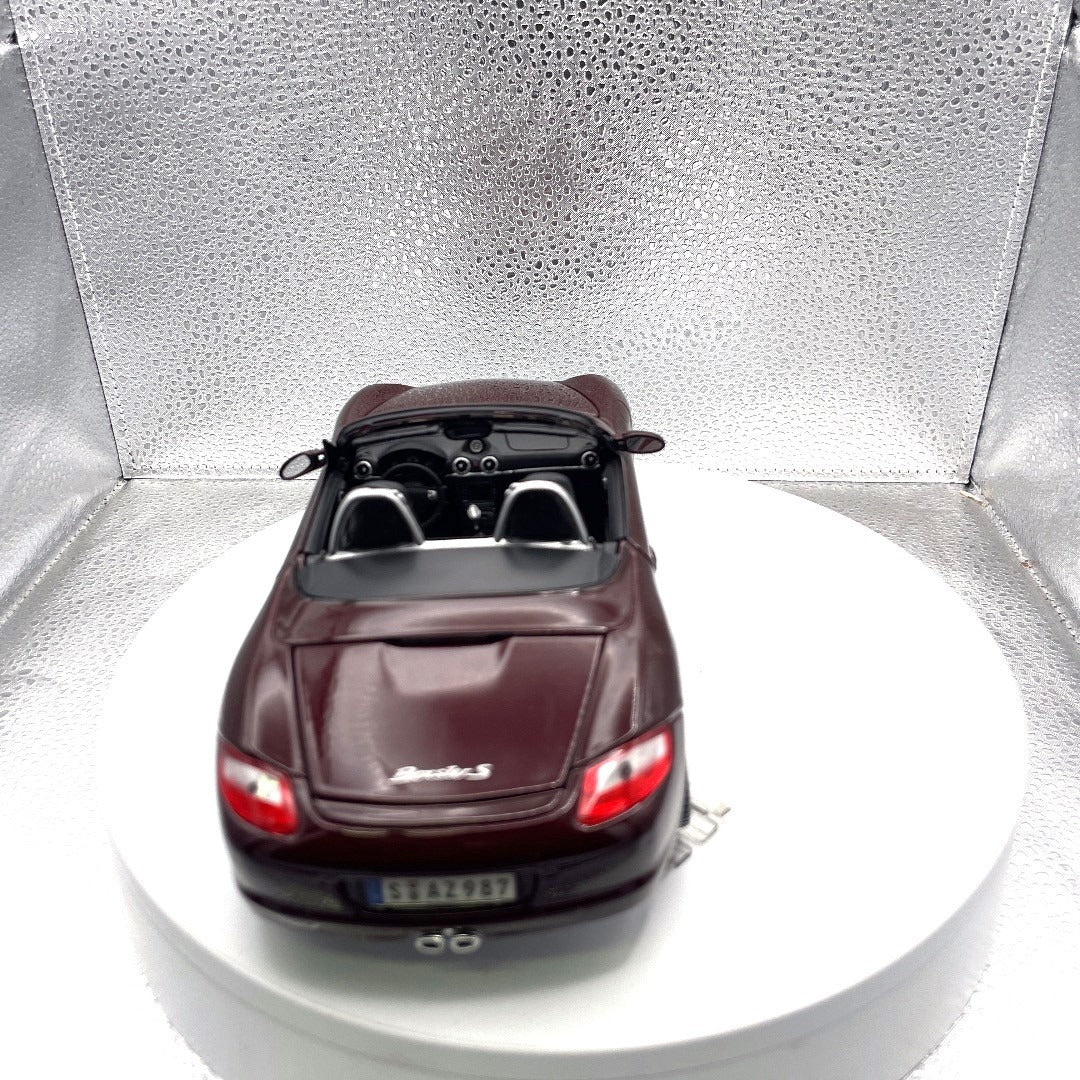 Maisto Porsche Boxster S Type 987 Brown Convertible Die Cast, Scale: 1/18, No. 11710 back end/trunk view