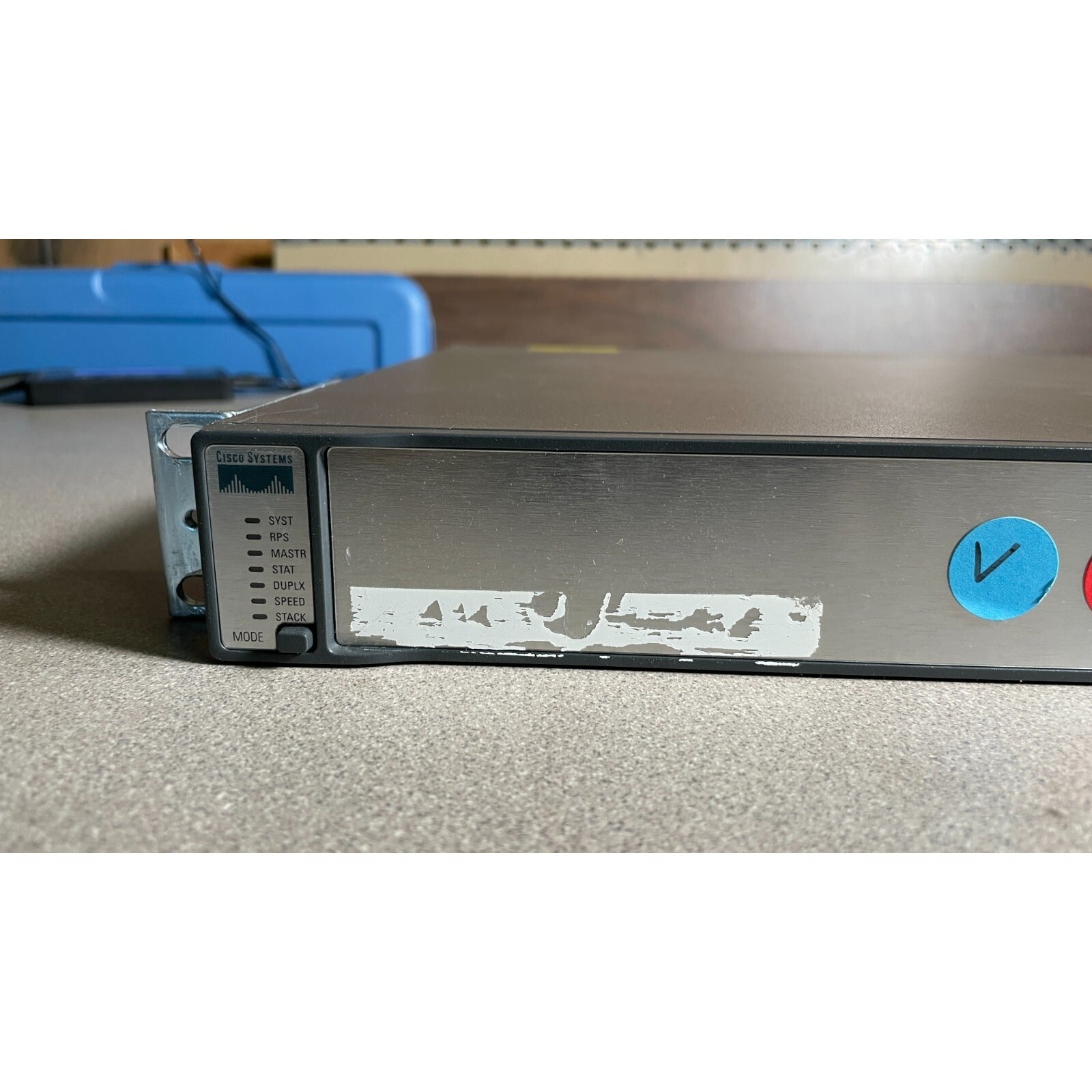 Cisco Systems Catalyst 3750 Series PoE-24 front left panel 