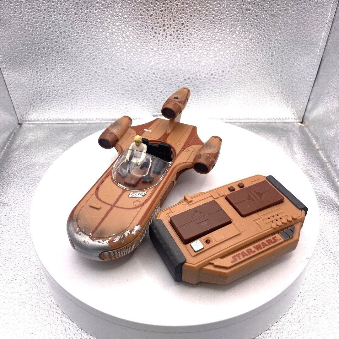 Star Wars Air Hogs X-34 Land Speeder Remote Control Vehicle 2015 Disney front/left view