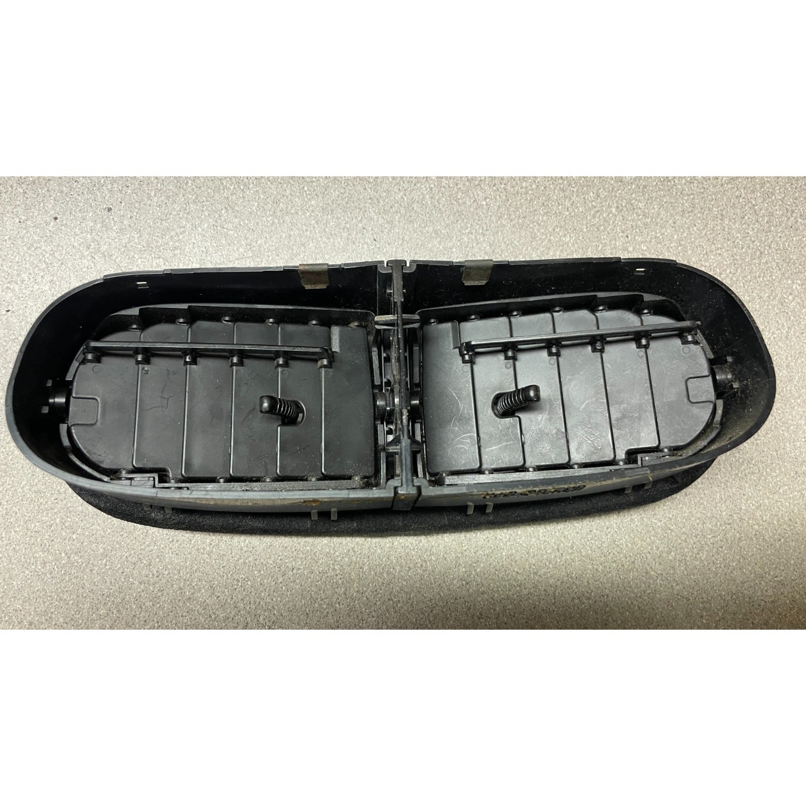 OEM Honda Civic Del Sol Dash Dual Air Vent SR2 00 CTR backside view vents closed