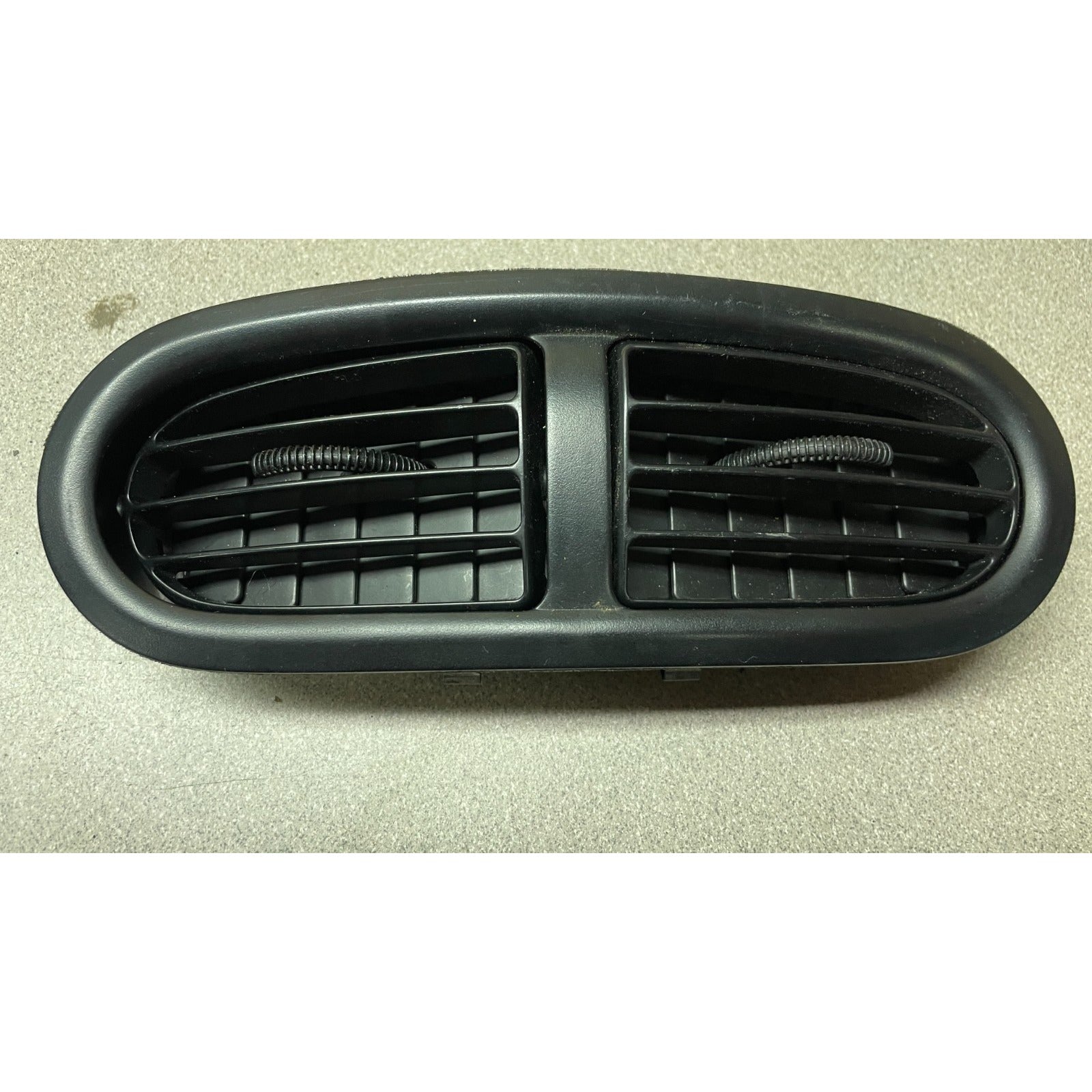 OEM Honda Civic Del Sol Dash Dual Air Vent SR2 00 CTR front view vents closed