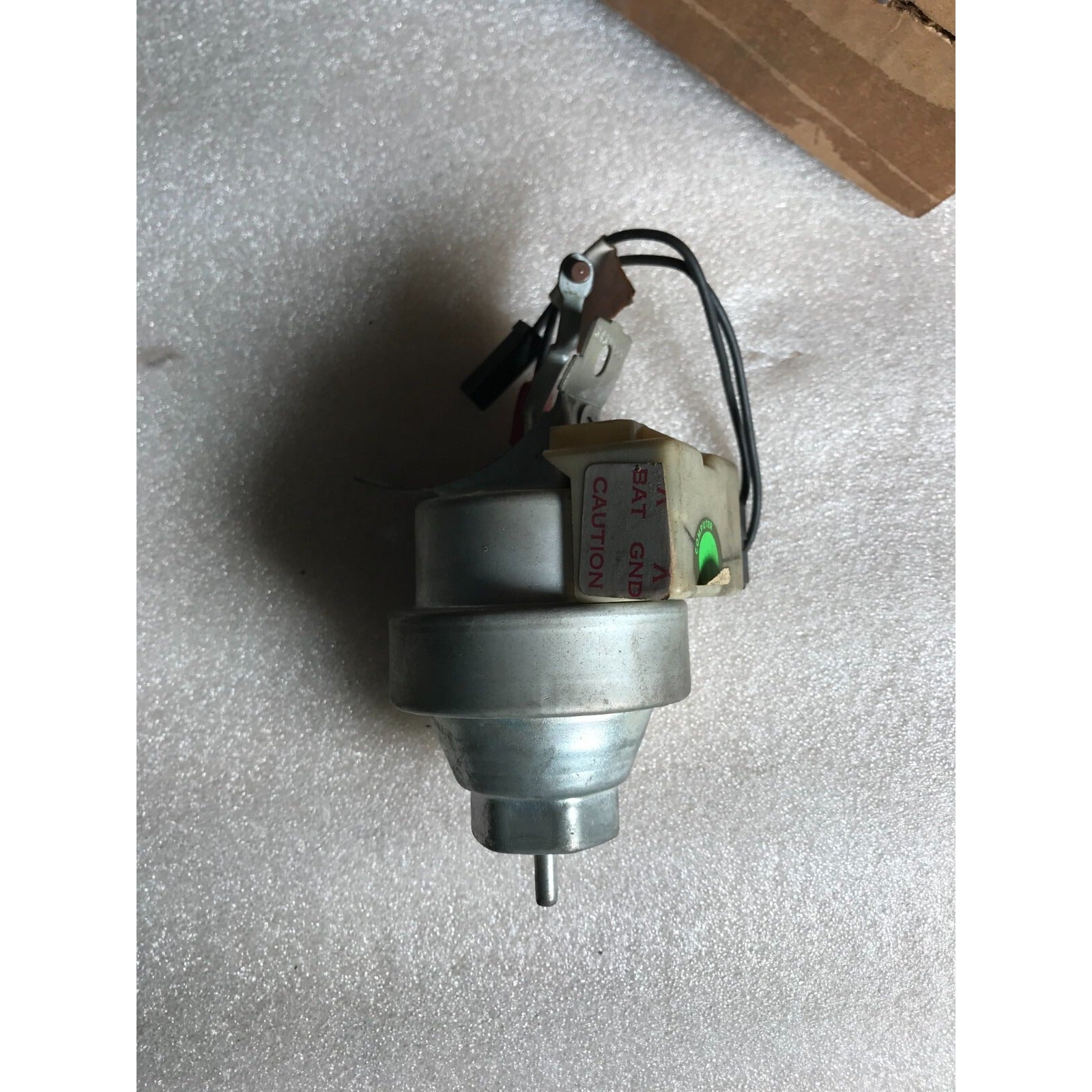 Mopar 5124 Vac Control side view with wires