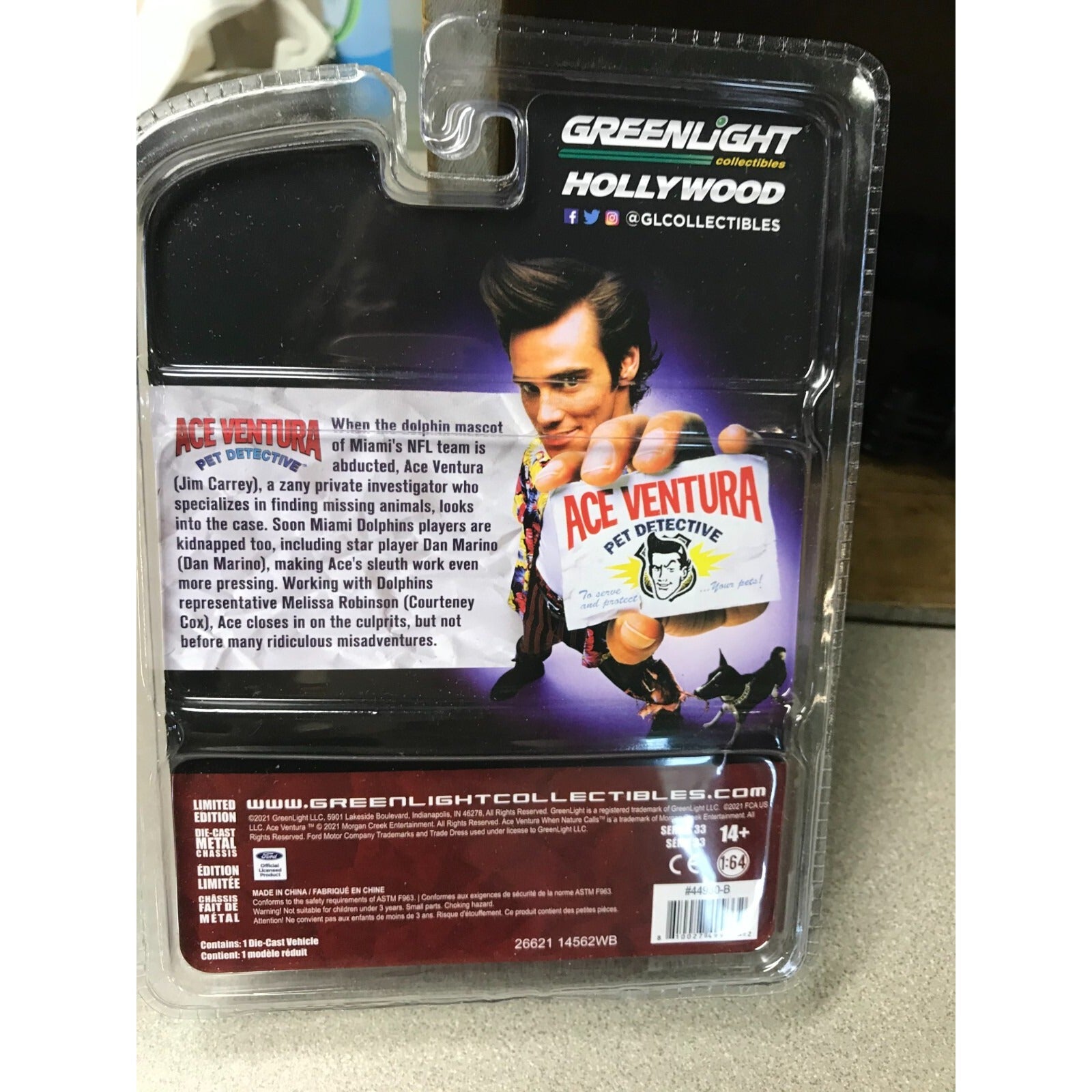 Greenlight Ace Ventura 1983 Ford Ltd Crown Victoria back of package item details