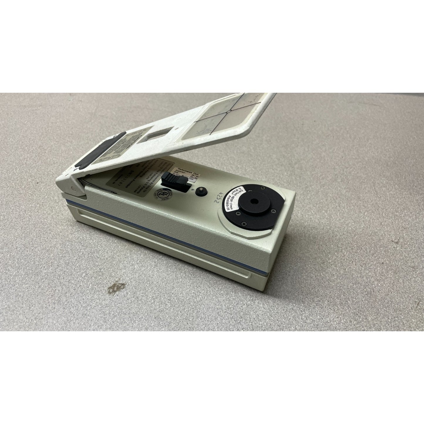 X-Rite 400 side view of unit open