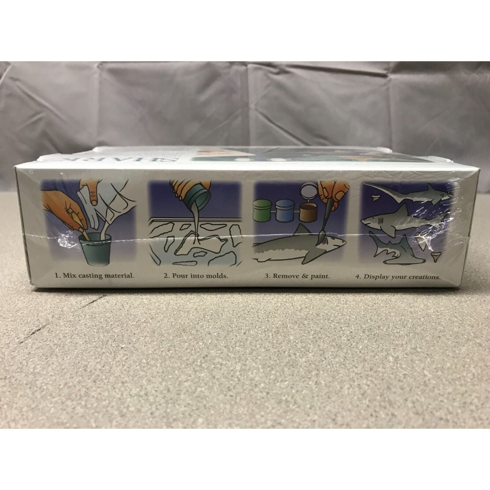 Eyewitness Kits Shark Casting Kit side of box, instructions