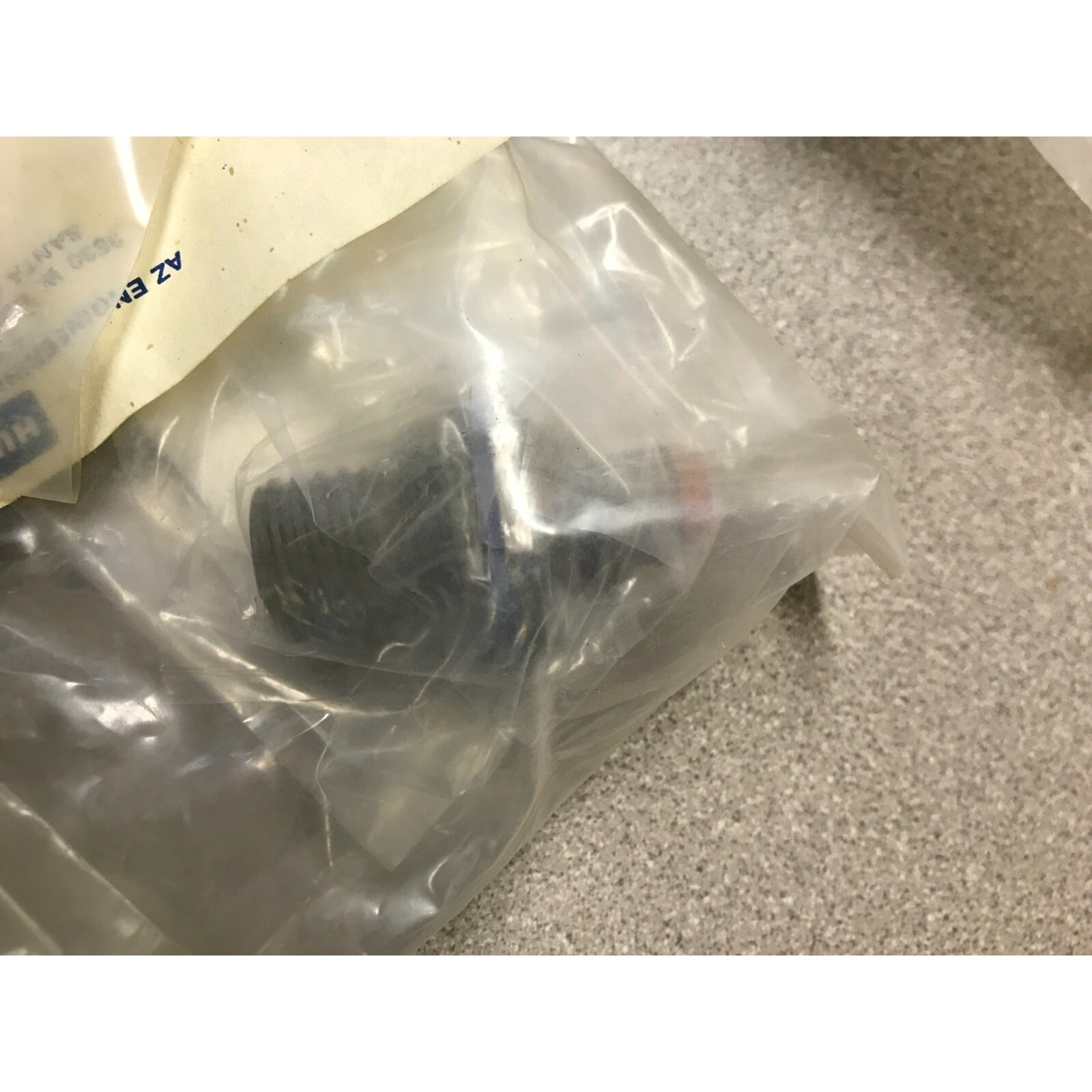 Hughes Circular Connector Assembly M28840/14AA1S1 in package