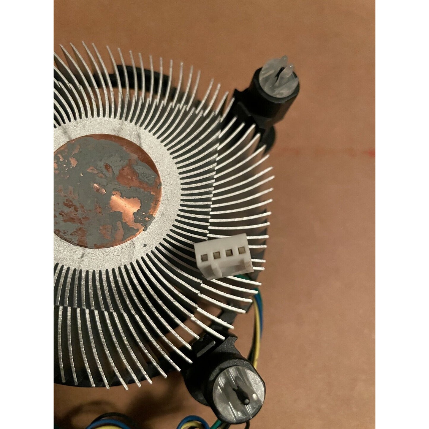 Intel E97378-001 12V DC Cooling Fan connector view