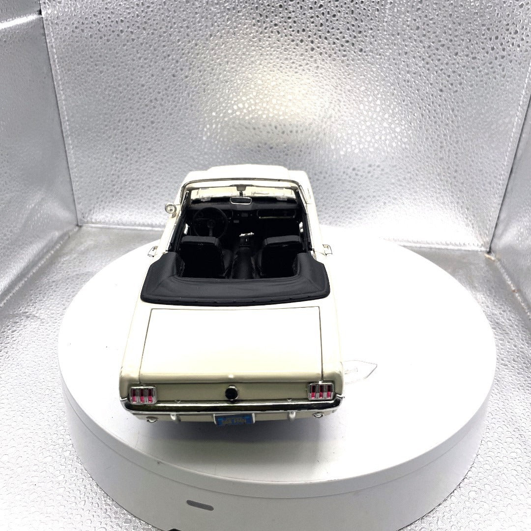 Motor Max 1964-1/2 Mustang Ivory Die Cast, Scale: 1/18, No. 73145 back end/trunk view