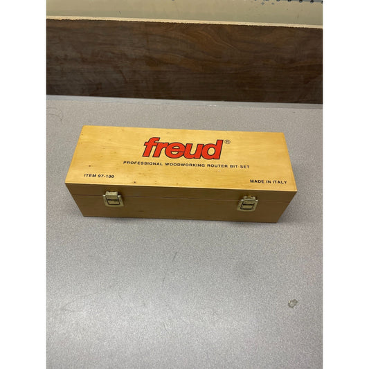 Freud Router Bit Set ITEM 97-100, Like New top of box with Freud logo